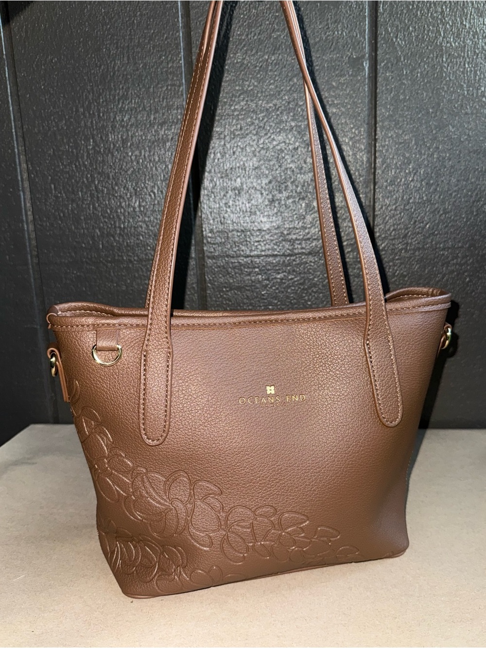 Oceans End Hawaii Shawna Shoulder Bag
